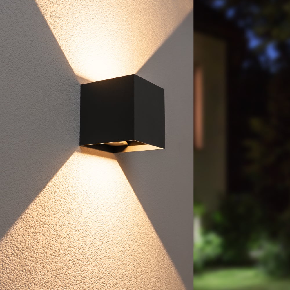 LumiGlow™ – Stijlvolle Wandlamp met Dubbele Lichtstralen voor Sfeervolle Verlichting