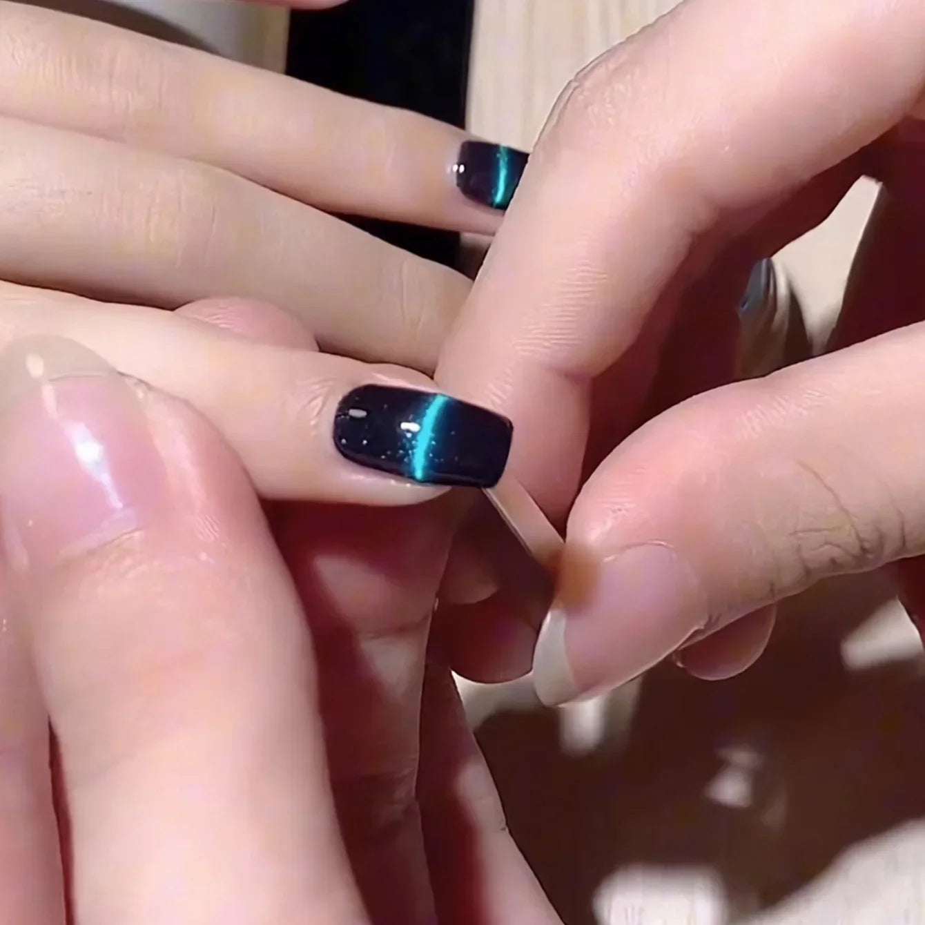 MagniNail – Breng je nagels tot leven met betoverende 3D effecten!