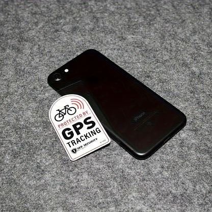 TrackShield™ – Slimme GPS Tracking & Reflecterende Beveiligingssticker voor Fietsen