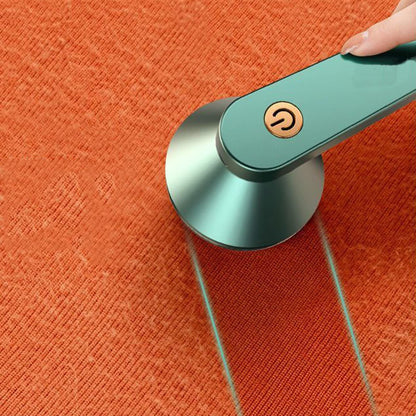 FuzzAway™ – Geef je Kleding en Meubels een Tweede Leven!